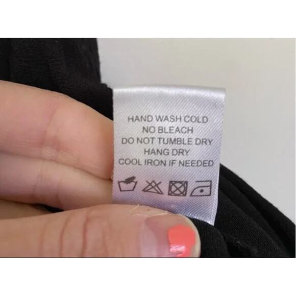 Revolve Lovers + Friends Lace Trim Appliqué Shorts - Picture 7 of 7